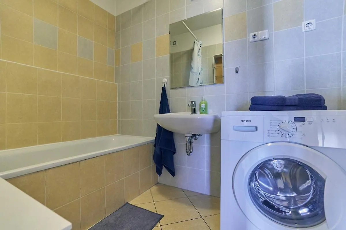 Cozy Quiet Stay With Ac And Parking Budapest Hungary